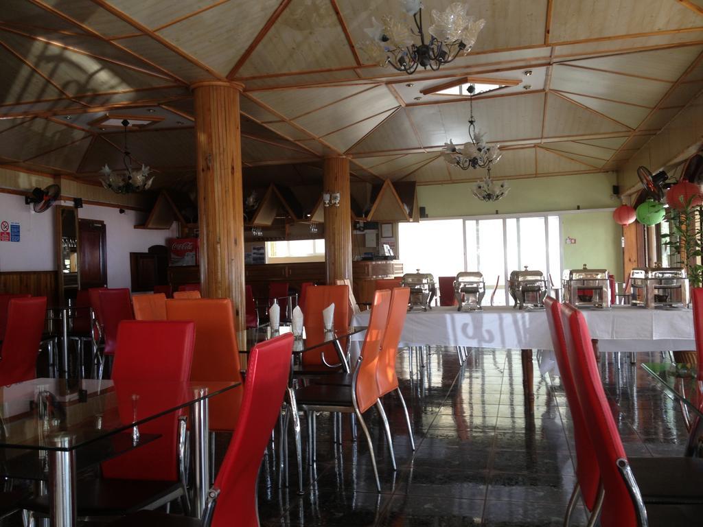 White Shell Lounge And Restaurant Ξενοδοχείο Flic-en-Flacq Εξωτερικό φωτογραφία